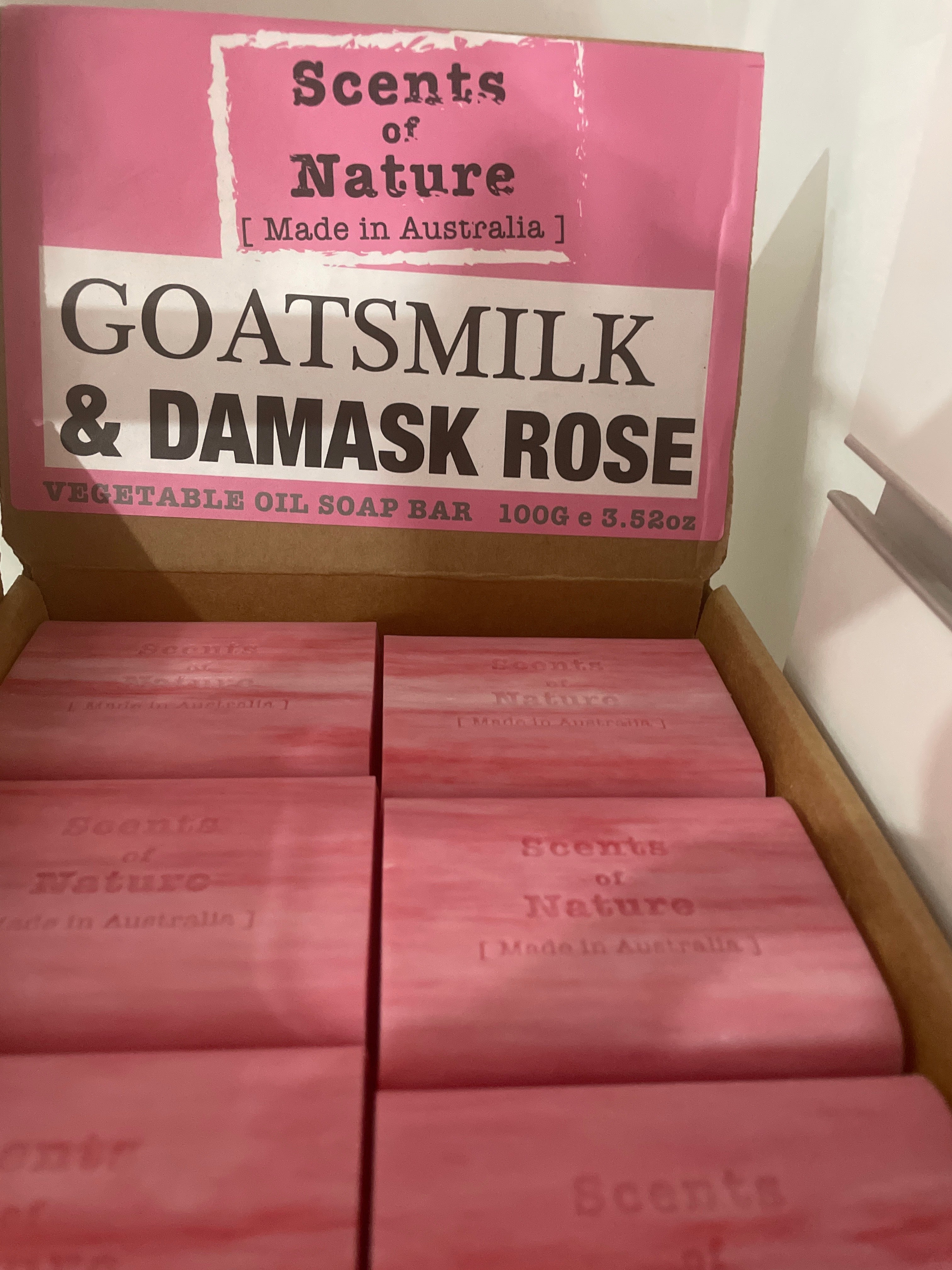 Goatsmilk and Damask rose soap